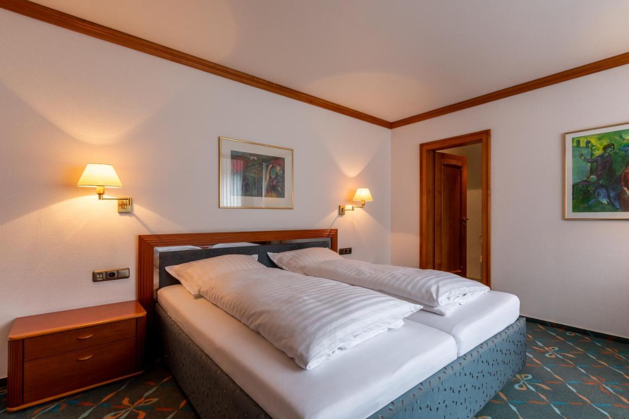Hotel Wittekindsquelle Bad Oeynhausen Bagian luar foto